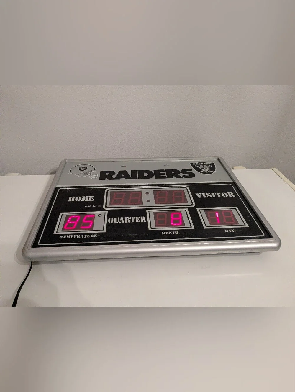 NFL RAIDERS Football Digital Scoreboard Display Clock (READ)